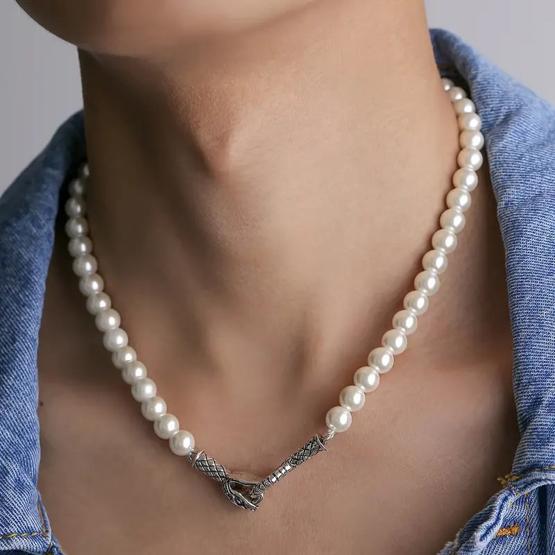 How A Pearl Necklace Became Menswear's Biggest Accessory - GQ Middle East