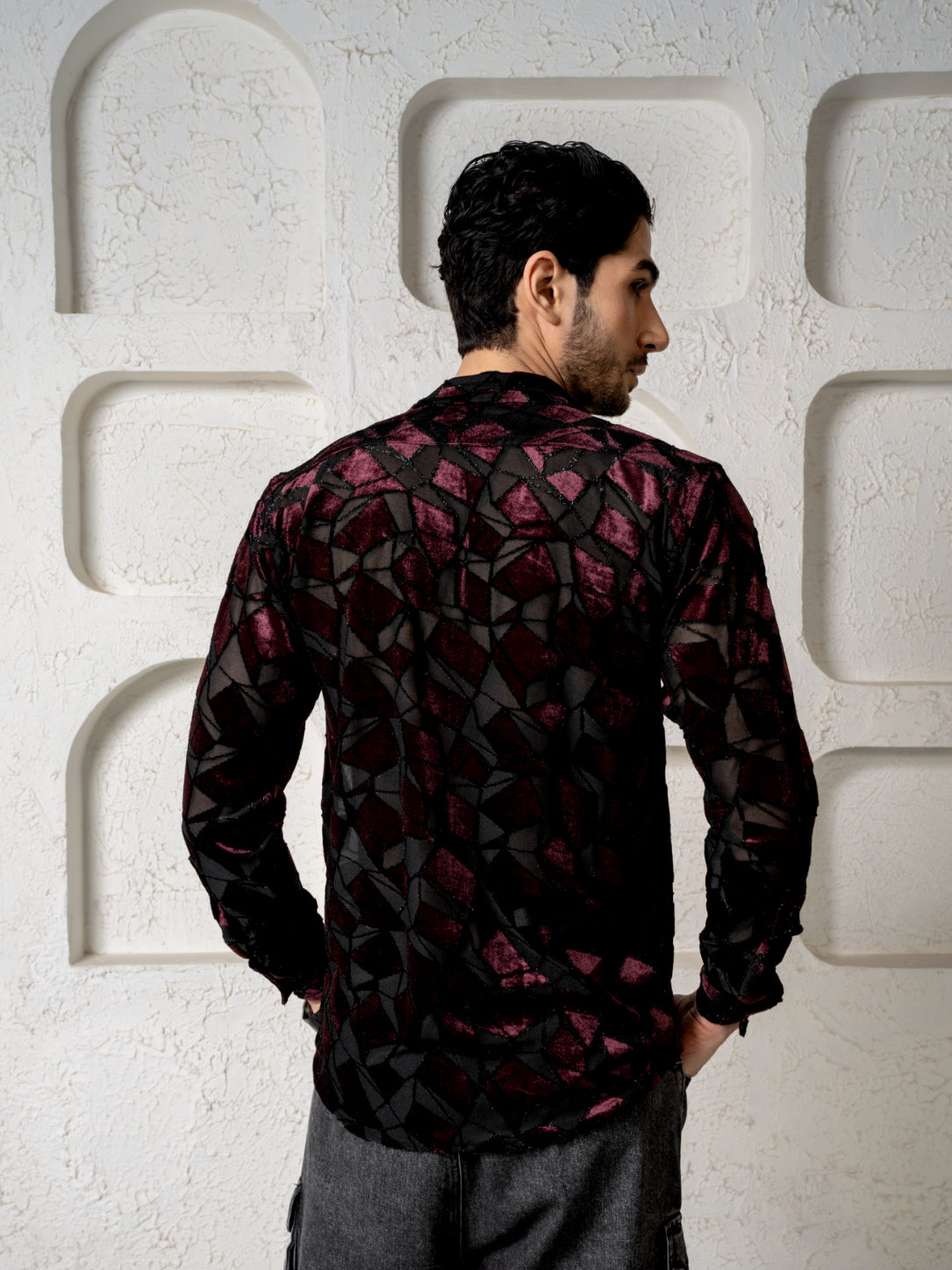 Firangi Yarn Spread Collar Full Sleeves Sheen Party Shirt - Black/Wine