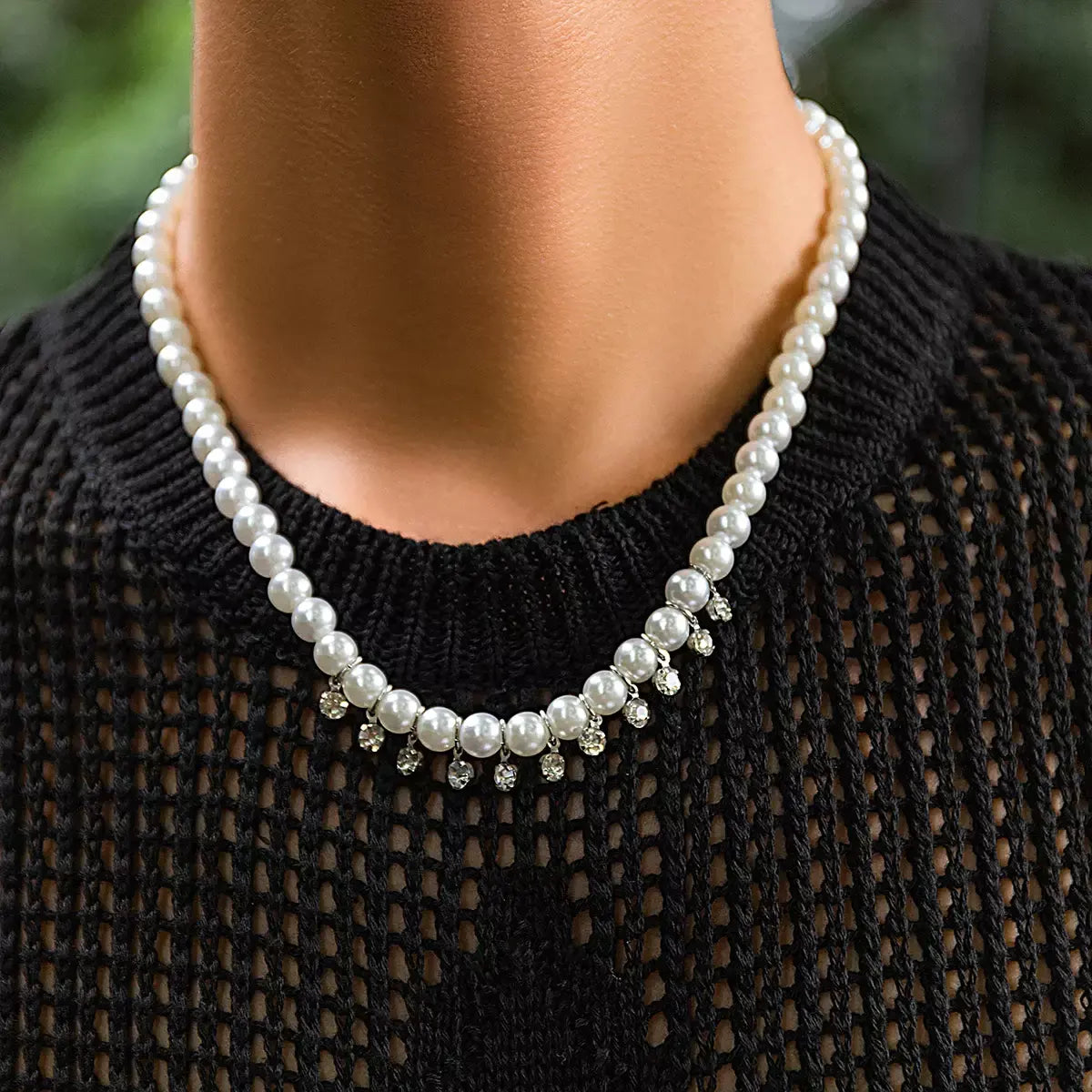 Firangi Yarn Men's Pearl Necklace Retro Chic Choker with Rhinestones