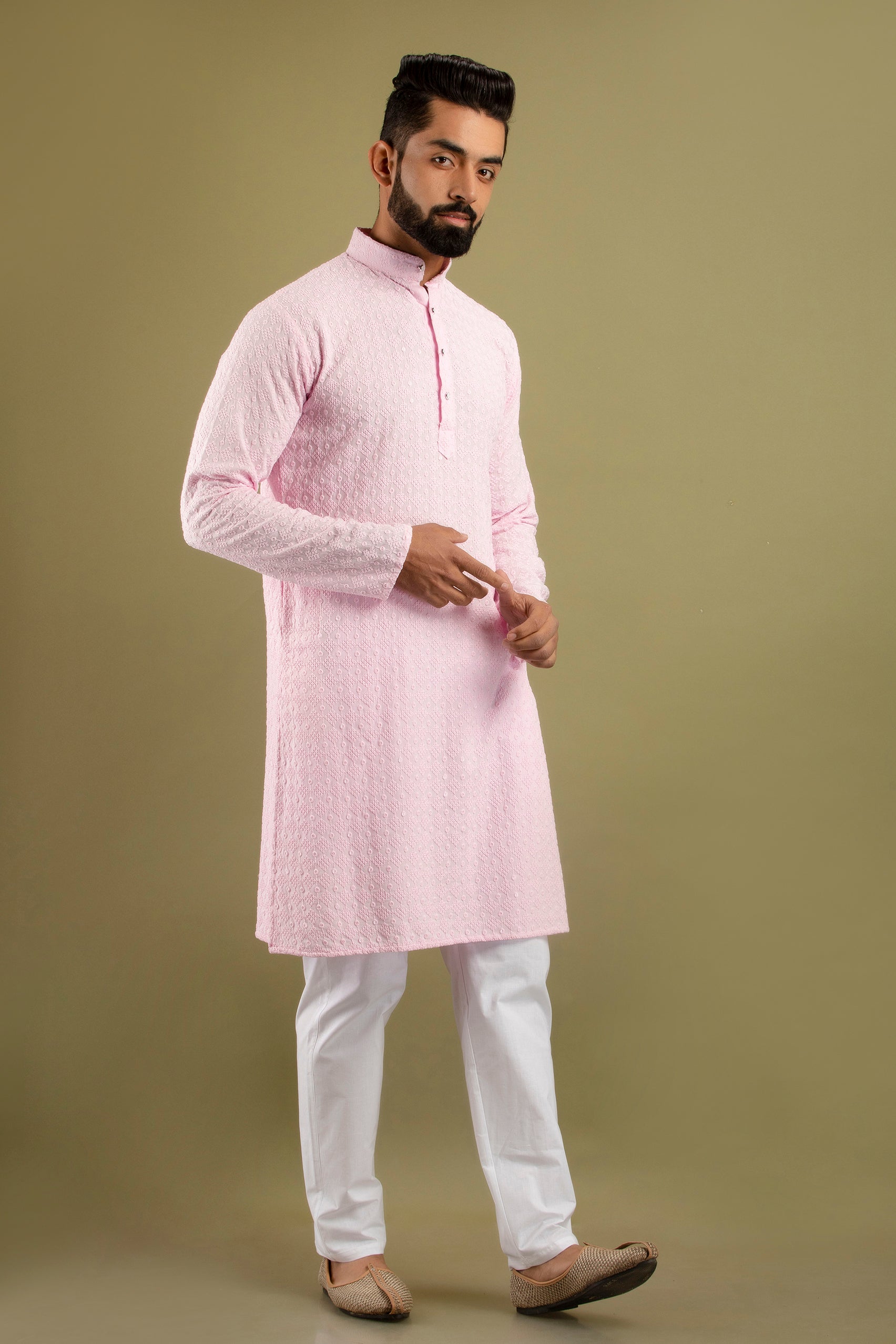 Firangi Yarn Lucknowi Lakhnavi Chikankari Sequin Work Cotton Kurta For Men (Baby Pink)