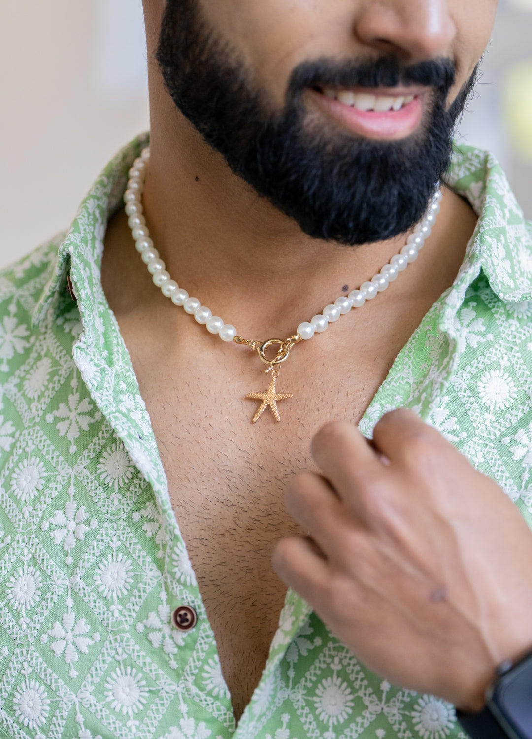 Firangi Yarn Alloy Star Lock Imitation Pearl Necklace For Men