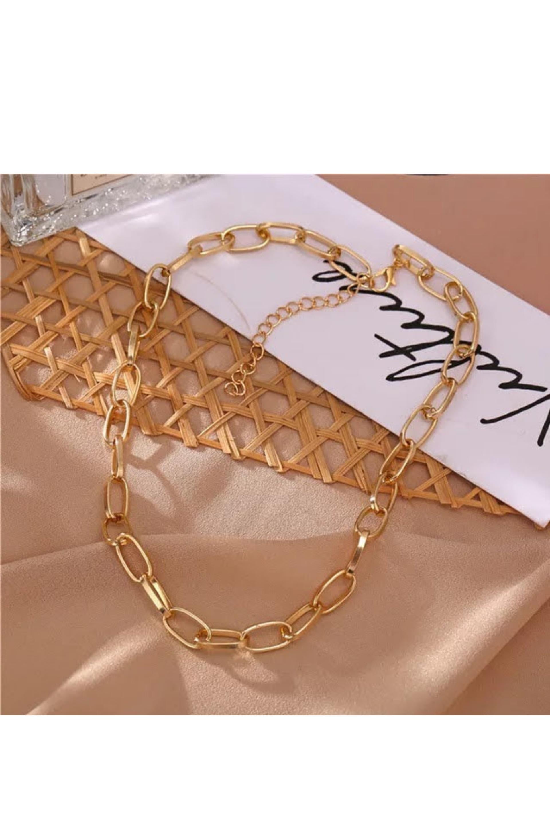 Firangi Yarn Golden Neck Chain Jewelery For Men