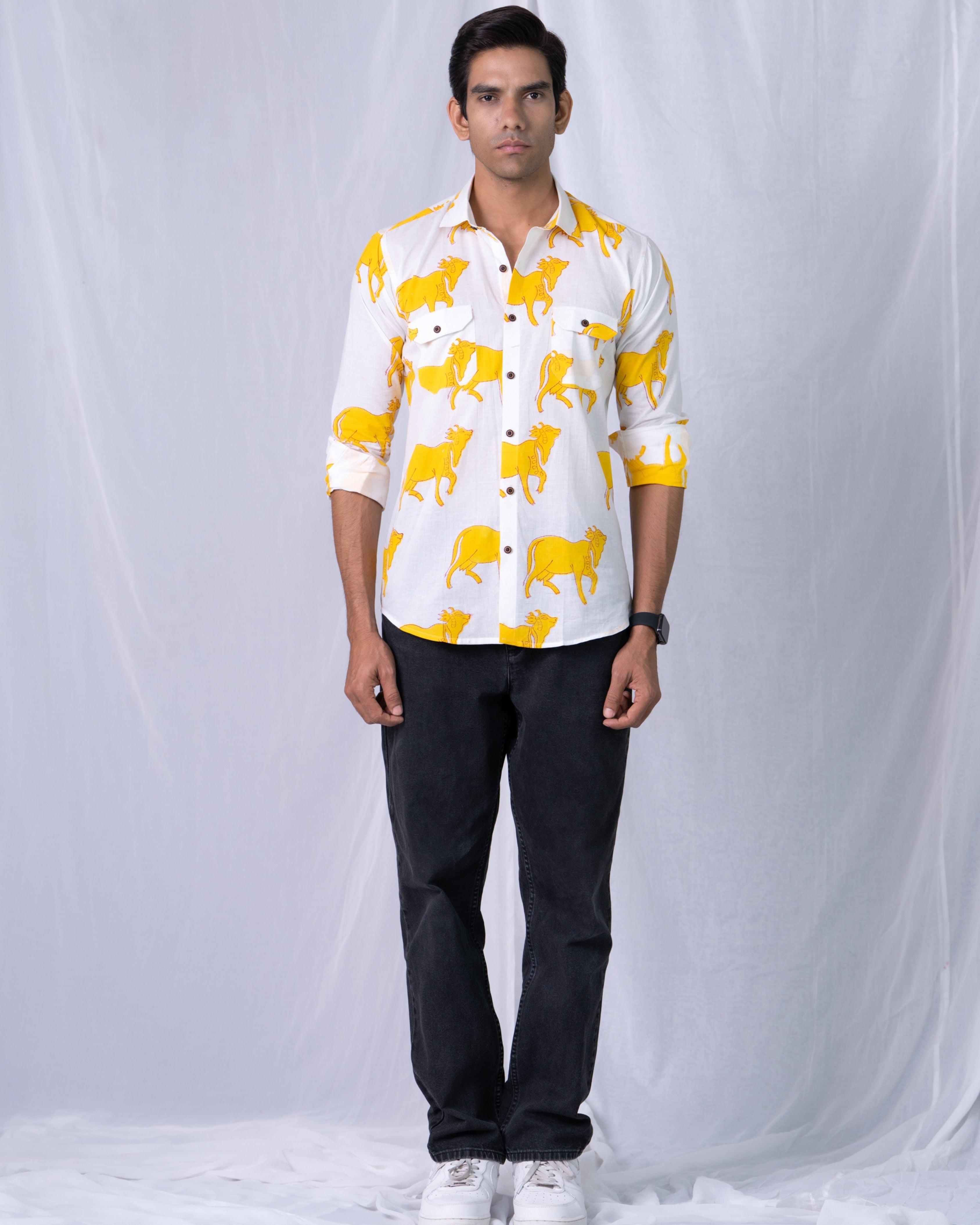 Firangi Yarn 100% Cotton Block Pichwai Cow Printed Casual Full Sleeves With Flap Pockets Men's Party Wear Shirt Yellow/White