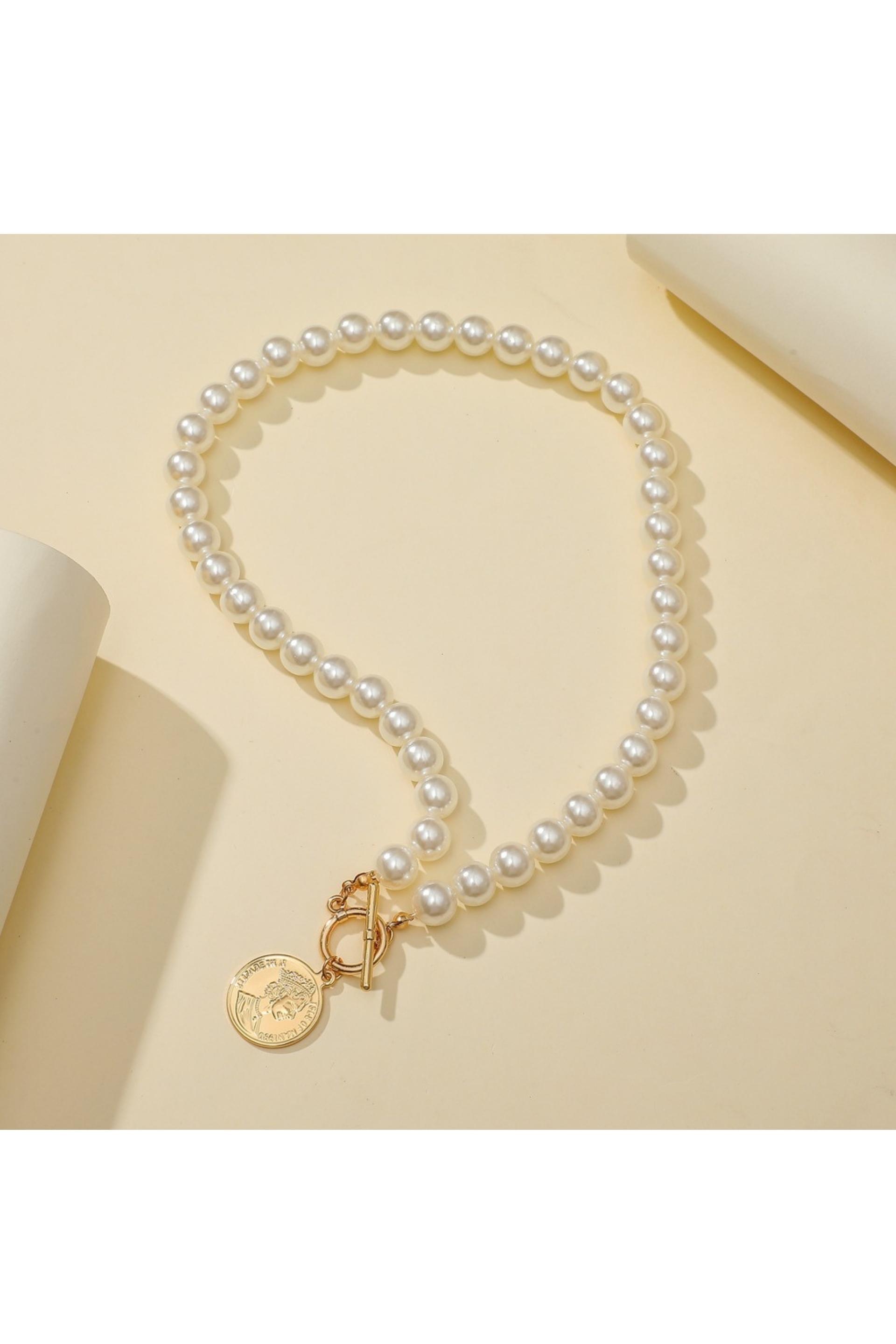 Firangi Yarn Alloy lock Imitation Pearl Necklace For Men